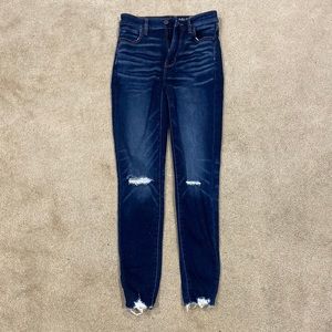 American Eagle ripped super high rise jegging jeans - Woman’s US size 0